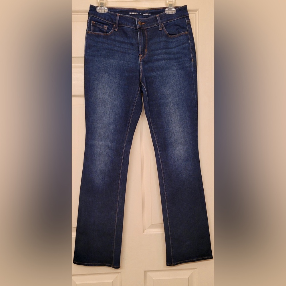 Old Navy Women's Mid-Rise Dark Blue Bootcut Jeans size 6